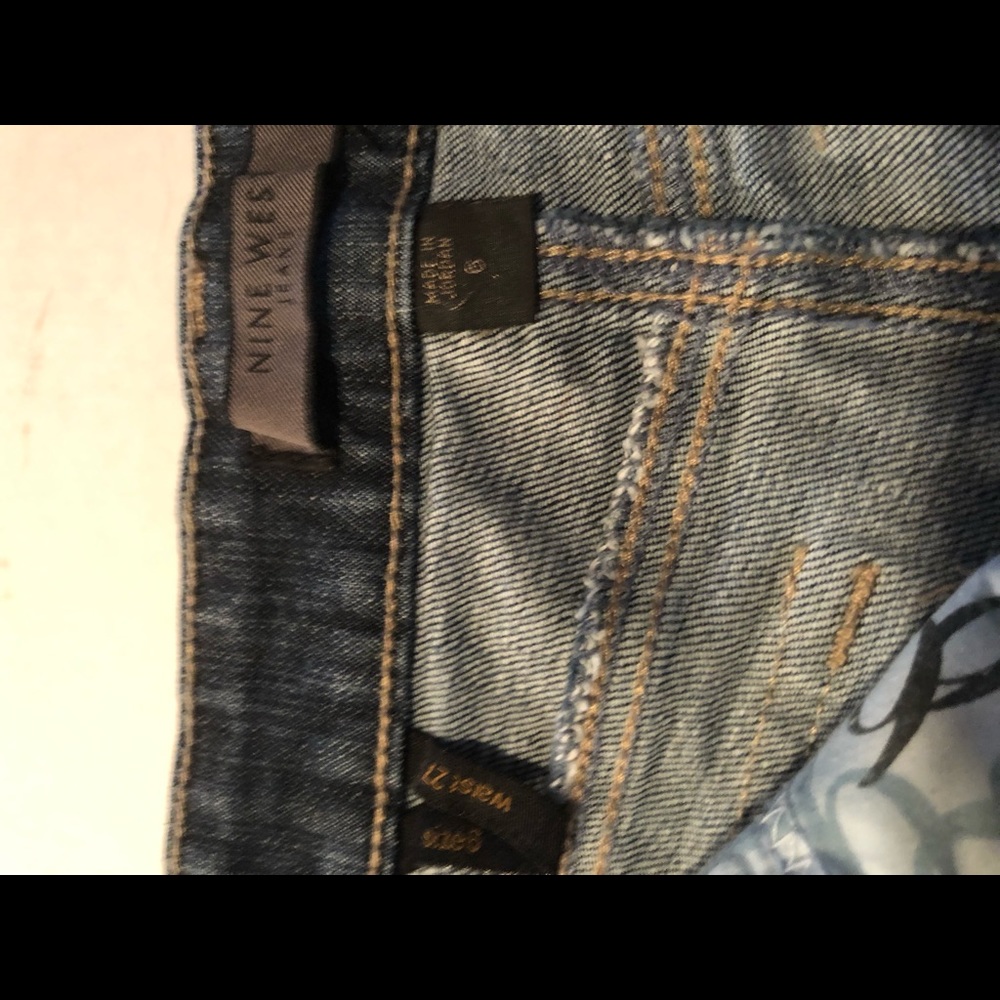 Nine West 5 Pocket Dark Wash Black Boot Cut Jeans 🎉🛍Host Pick🛍🎉 - Picture 3 of 8